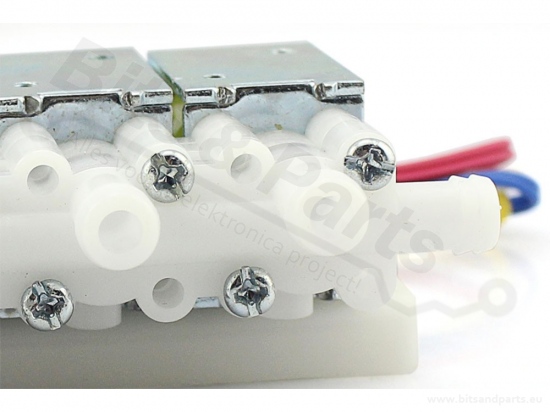 Water valve four-way 12VDC